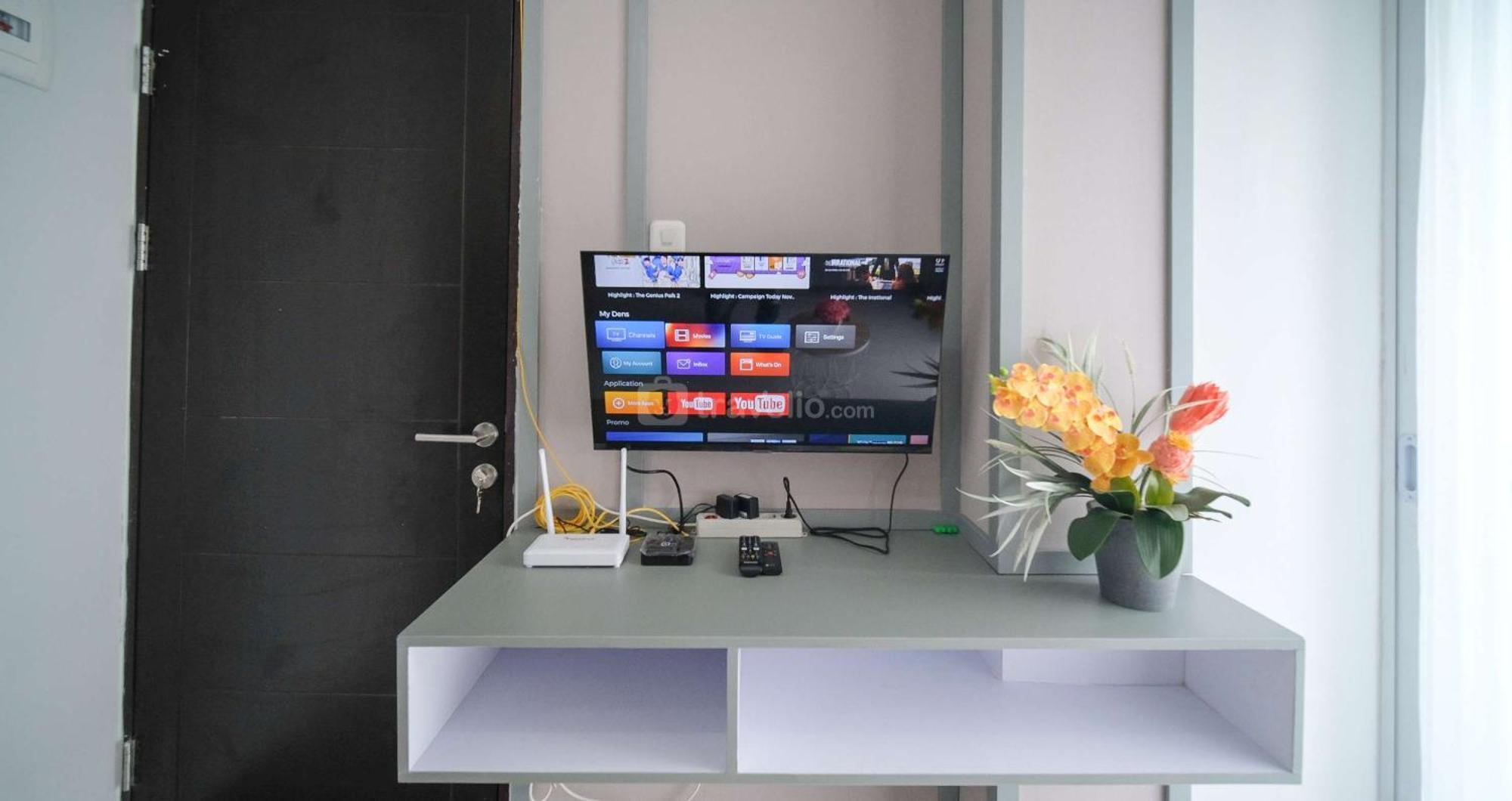 Compact And New 2br At Suncity By Travelio Apartemen